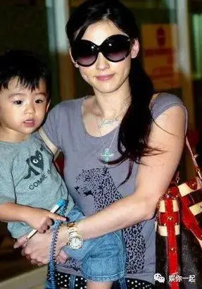 张柏芝不敢公开三胎儿子身份难道真的有难言之隐谢霆锋够狠