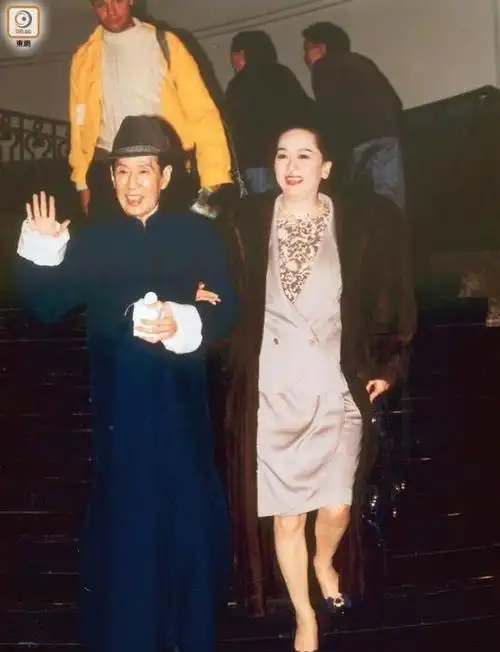 一代粤剧名伶马师曾遗孀去世财产分割成疑长子表示已经看淡