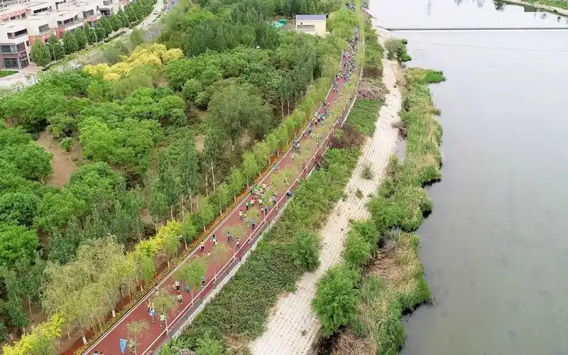 全马赛事密云生态马拉松回归,女子赛会纪录刷新_赛道