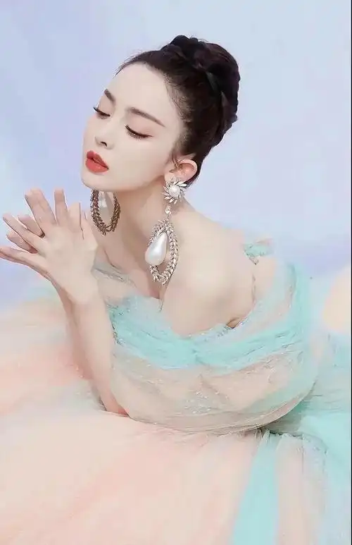 古力娜扎明星壁纸14