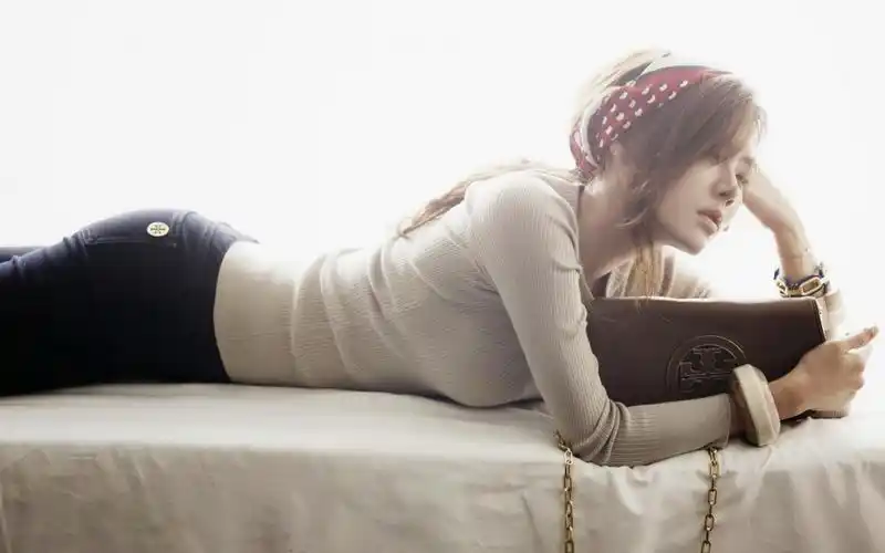 孙艺珍图片壁纸119