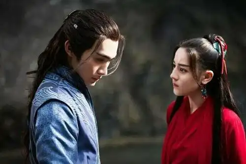 三生三世的离镜,秦时丽人明月心的嬴政,烈火如歌的战枫,这些角色都帅