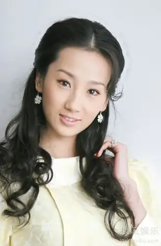 《梨花泪》明登央视"小辣椒"高洋深陷三角恋