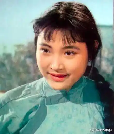 《小花》是一代人难以磨灭的记忆,走出了陈冲,唐国强,刘晓庆三位影坛