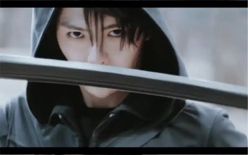 肖宇梁版小哥,擦刀帅,挥起刀来更帅