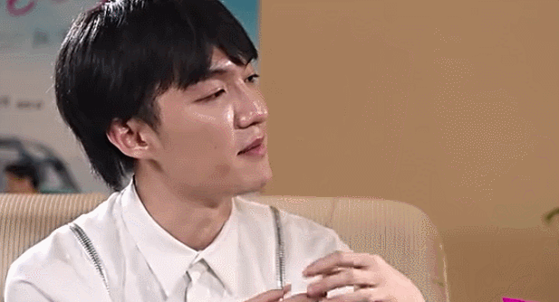 任贤齐抬头想一想思索一下gif动图_动态图_表情包下载_soogif