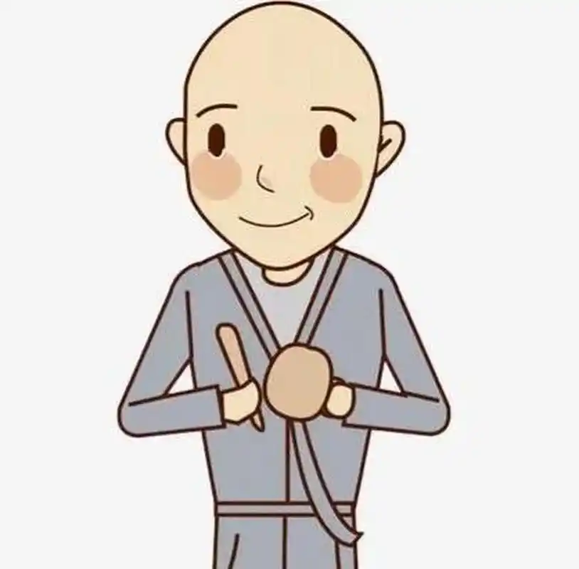 其实老年男人剃光头,不一定是由他们的年龄决定的,而是"光头"会给