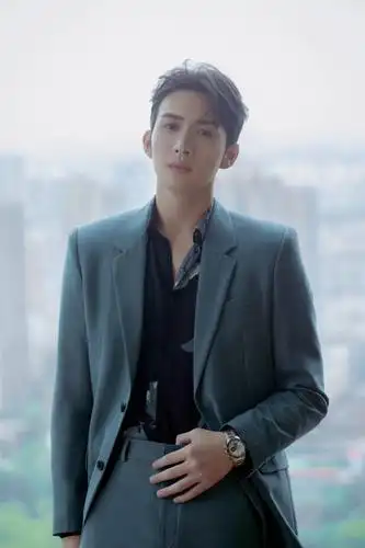 张彬彬影视综艺双出击,商业价值持续发力