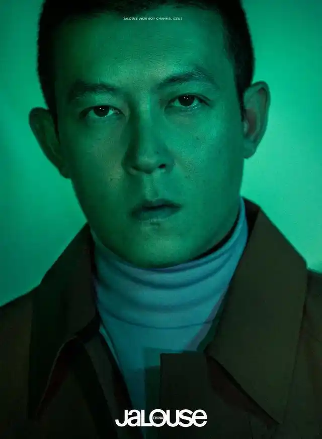 原创陈冠希素颜时尚大片寸头造型少年感爆棚重回精致男神行列