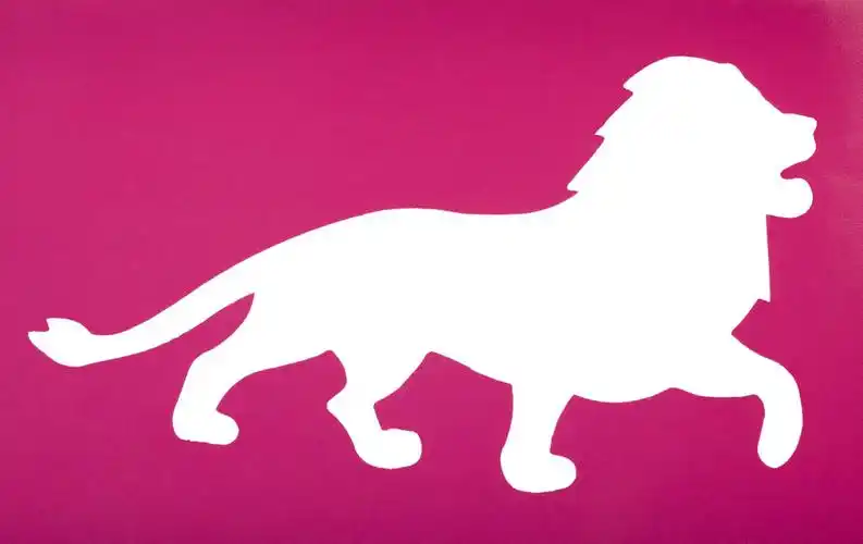 一只狮子的剪影,一只狮子的剪影