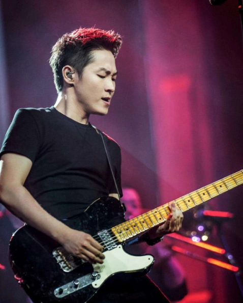 怎么评价梁博在《我是唱作人》第五期的表现?