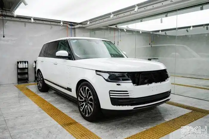 厦门汽车贴膜路虎揽胜改色案例