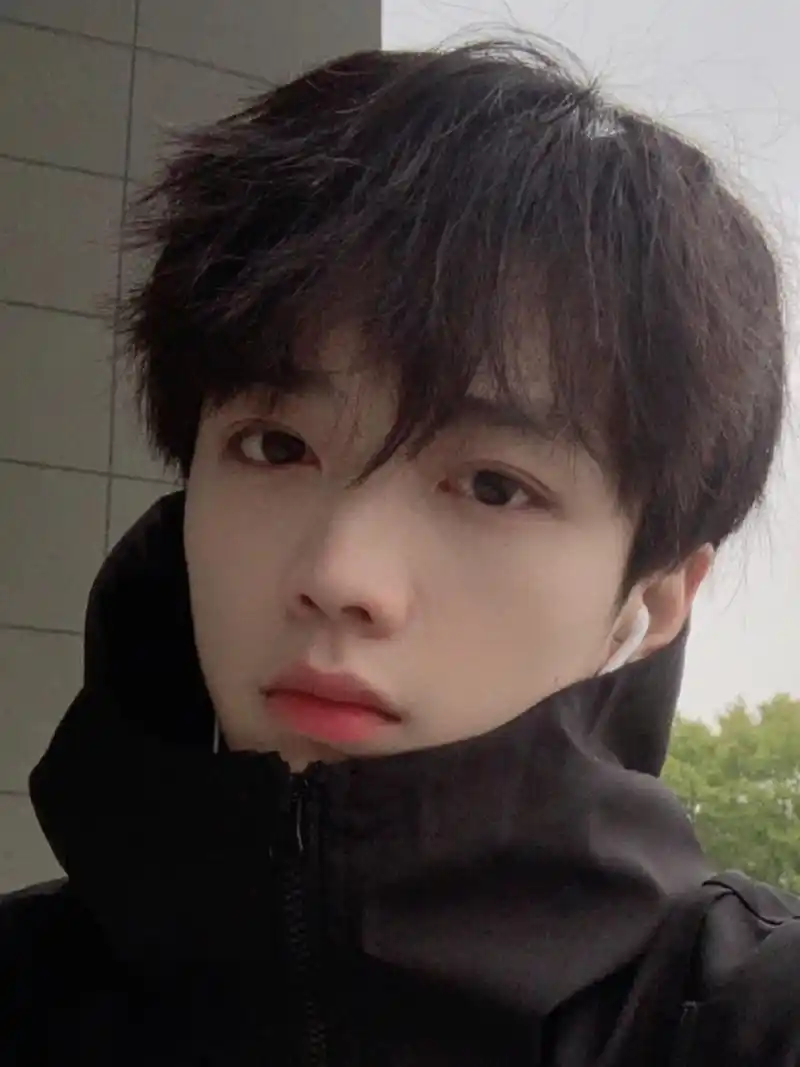 微分碎盖女生也可以剪的发型 微分碎盖女生也可以剪的发型