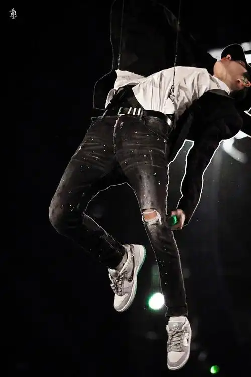 王一博高难度舞蹈高清图集