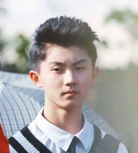 颜值最糟心的9个90后男星,离开滤镜颜值感人,谁看谁