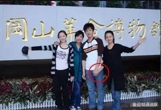 事实证明,"被国家秘密培养9年"的李沁,早已走上了康庄大道