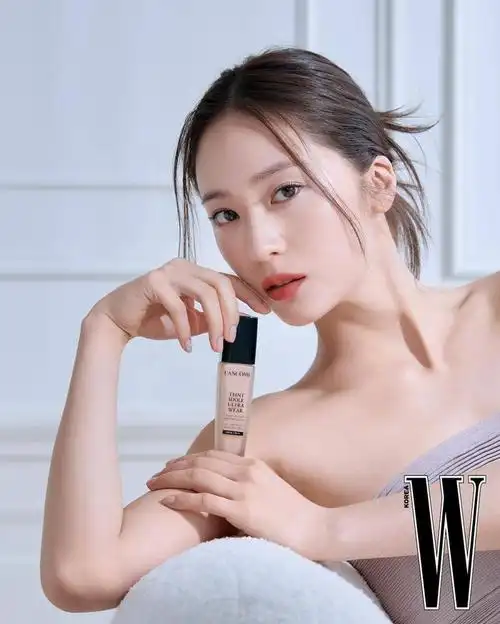 郑秀晶|画报 这张脸真绝|郑秀晶_新浪新闻