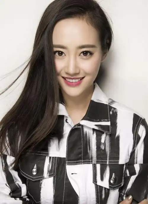 李纯图片清新自然高清写真