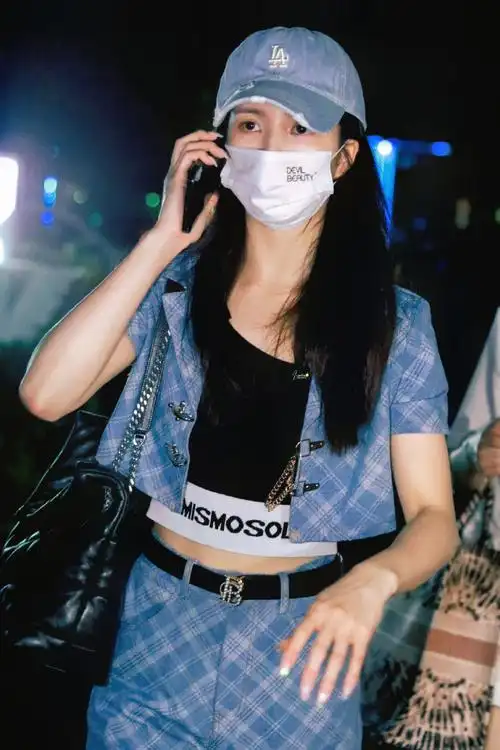 微关系她的关注(31)刘些宁官方粉丝后援会微博红包鲜知app会员聚友fan