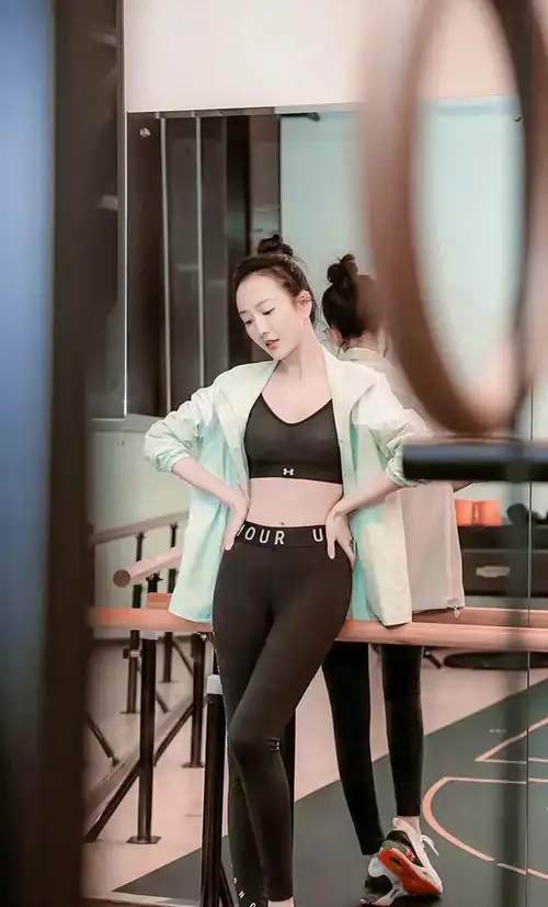 王鸥健身房,她的身材有多好?_锻炼_身体_漂亮