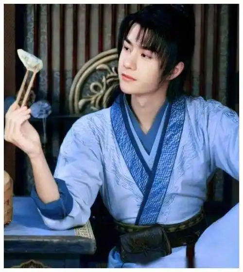 王一博有翡剧照曝光古装造型帅气逼人肖战被追赶