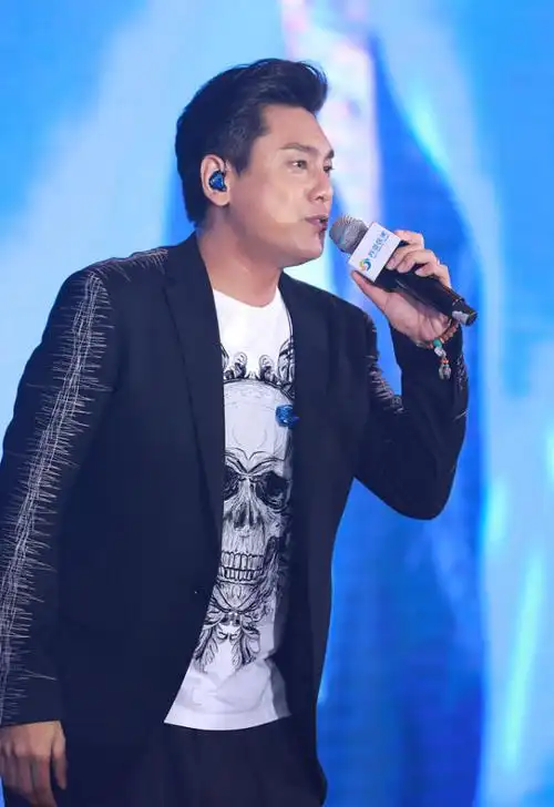 昔日翩翩公子"西门"朱孝天,如今也成了油腻大叔