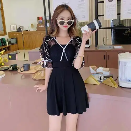 游泳衣女士韩版学生小胸聚拢高档大码裙式保守平角泳装蕾丝游泳装