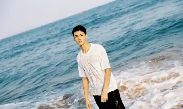 《山河令》播出之前,对龚俊的了解不是那么多,龚俊1992年5月29日出生