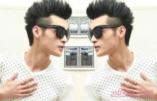 帅气发型来袭!学生飞机头发型图片