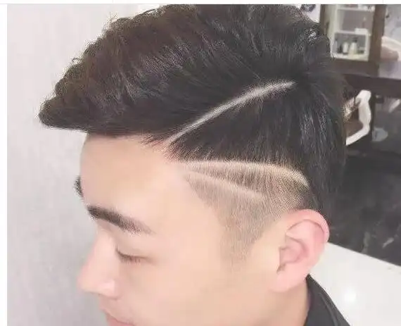 男士侧面刻印发型图片 侧面刻印发型如何打理迷人_男生发型_西子美发