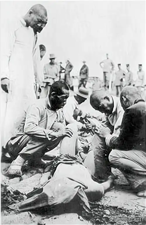 老照片1912年枪毙死刑犯全过程