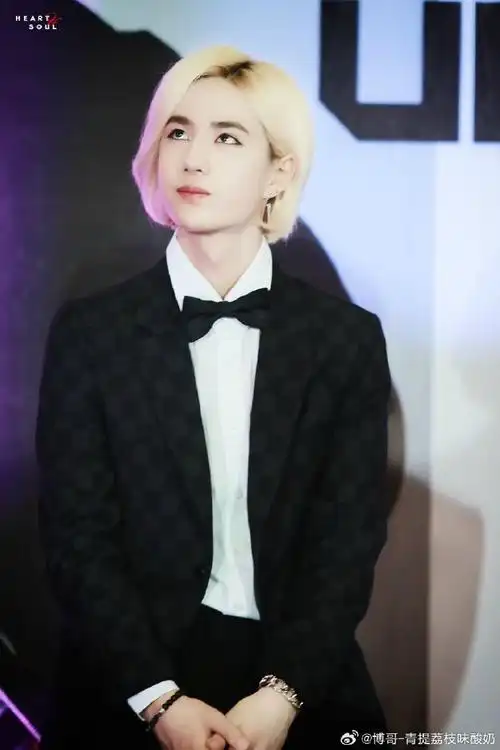 真的会珍惜每一张金发的王一博