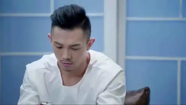 《狐狸的夏天》黎晏书吐槽董事长,大卫关心的问题跑偏了