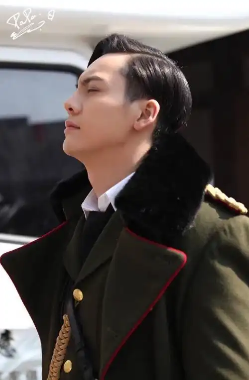 陈伟霆老九门军装张大佛爷