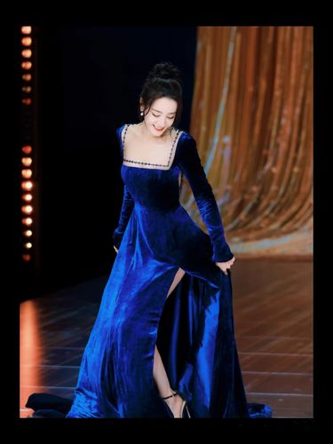 热巴同款高端丝绒蓝色晚礼服高级感2023年新款主持生日主持人礼服