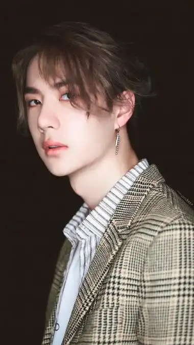 王一博丨这个侧脸杀我