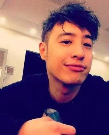 婚后4年,潘玮柏演唱会胖到200斤,网友:变化太大差点认不出