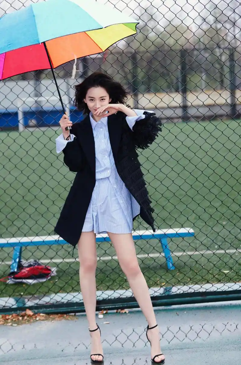 朱颜曼滋图片 朱颜曼滋校园写真图片