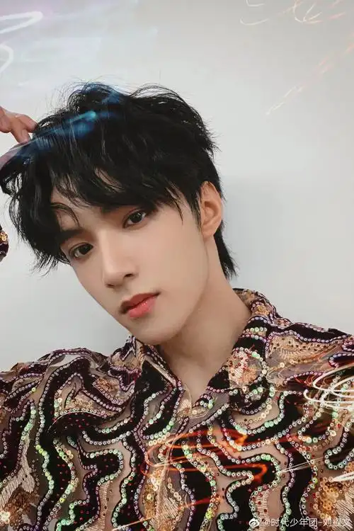 【刘耀文】——封神造型