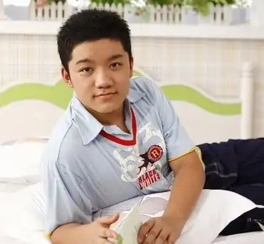 被宋丹丹抛弃的"小雨"尤浩然,成名于《家有儿女》,败于自己