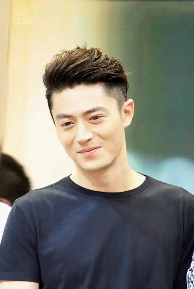 过了40岁的男人,千万别留这几款发型!驾驭不了还会显得油腻