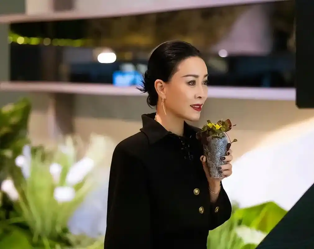 孟桐:爱上单亲妈妈那英 那英与孟桐携手走过了17年,孟桐是个好男人