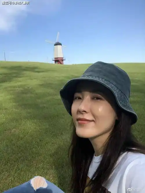 "百年一遇美人"曾黎:靠颜值征服三位影帝,如今47岁仍无人敢娶_大学