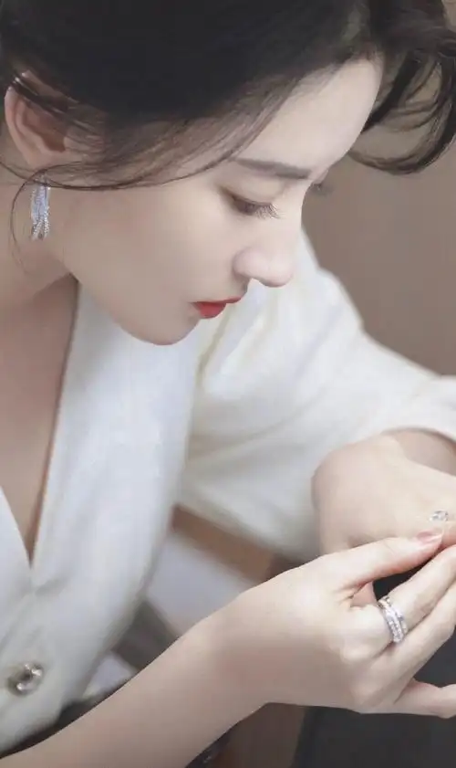 2020年8月24日 11:22   关注  刘亦菲 评论 收藏