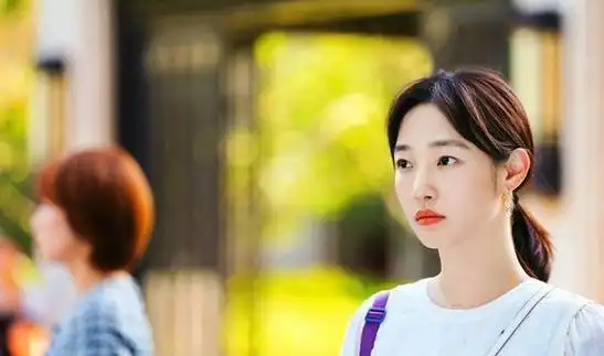 有一种"差距"叫白百何跟陈羽凡,离婚九年后,两人现状差距太大