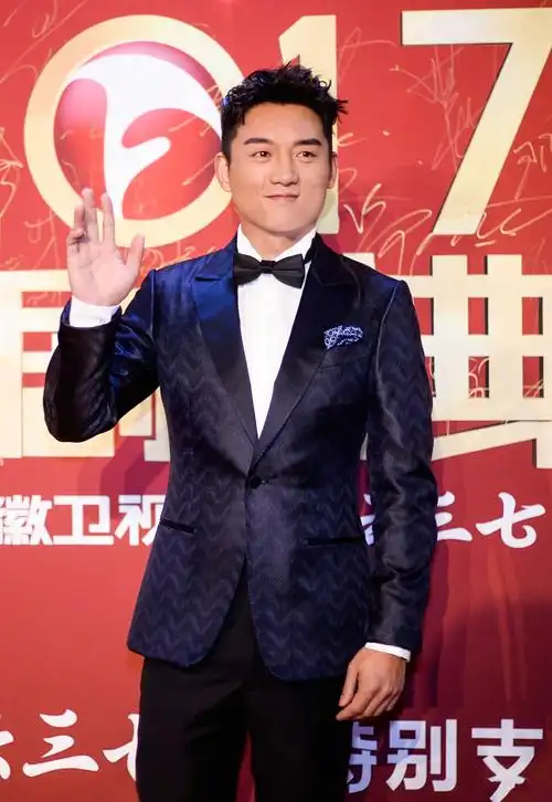 当男星胖成200斤时,胡一天帅气,陆毅国字脸,最后一个认不出!