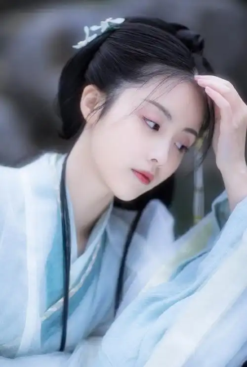 章乐韵 唯美古风汉服 气质雅典 十分养眼_手机搜狐网