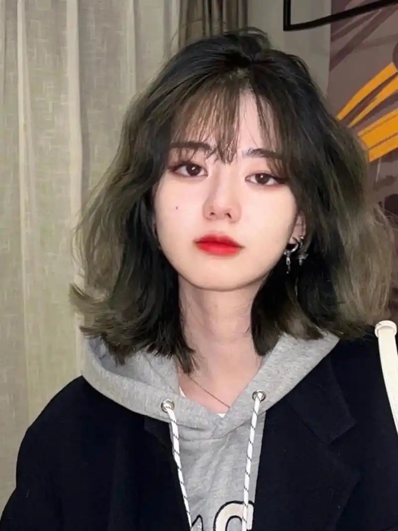 爱了93女生短发烫发也可以这么好看05 齐肩法式烫发~拯救中短发