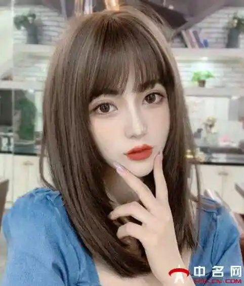 直发发型女中长发2022超有气质女生直发