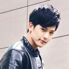 王以纶 饰 陆凡